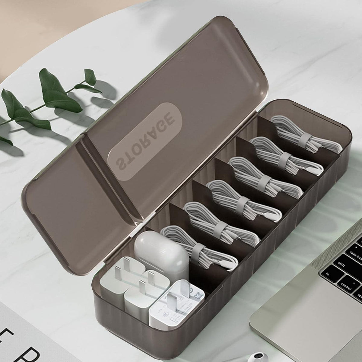 Cutie Organizatoare pentru Cabluri si Accesorii, Management Cabluri Date cu 7 Compartimente, Material Plastic PP Durabil, 28 x 9 x 6 cm, Gri