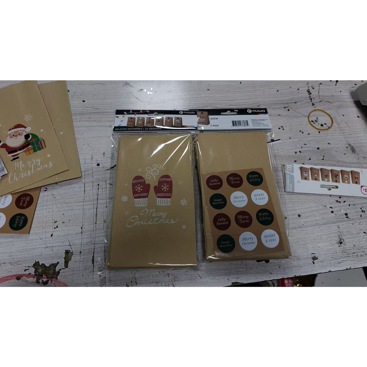 Set 12 Pungi de Cadou pentru Crăciun, Ambalaje Festive cu Stickere Decorative Incluse, Hârtie Kraft Ecologică, Maro, 22 x 12 x 8 cm