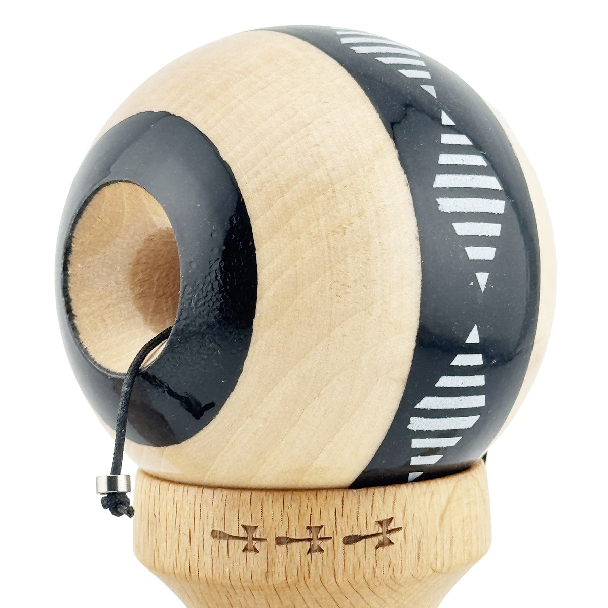 Kendama X Vibes Originala, Model Frequency Negru / Maro, Profesionala, Cupe Mari, Super Sticky, Rulment, Ata 55cm