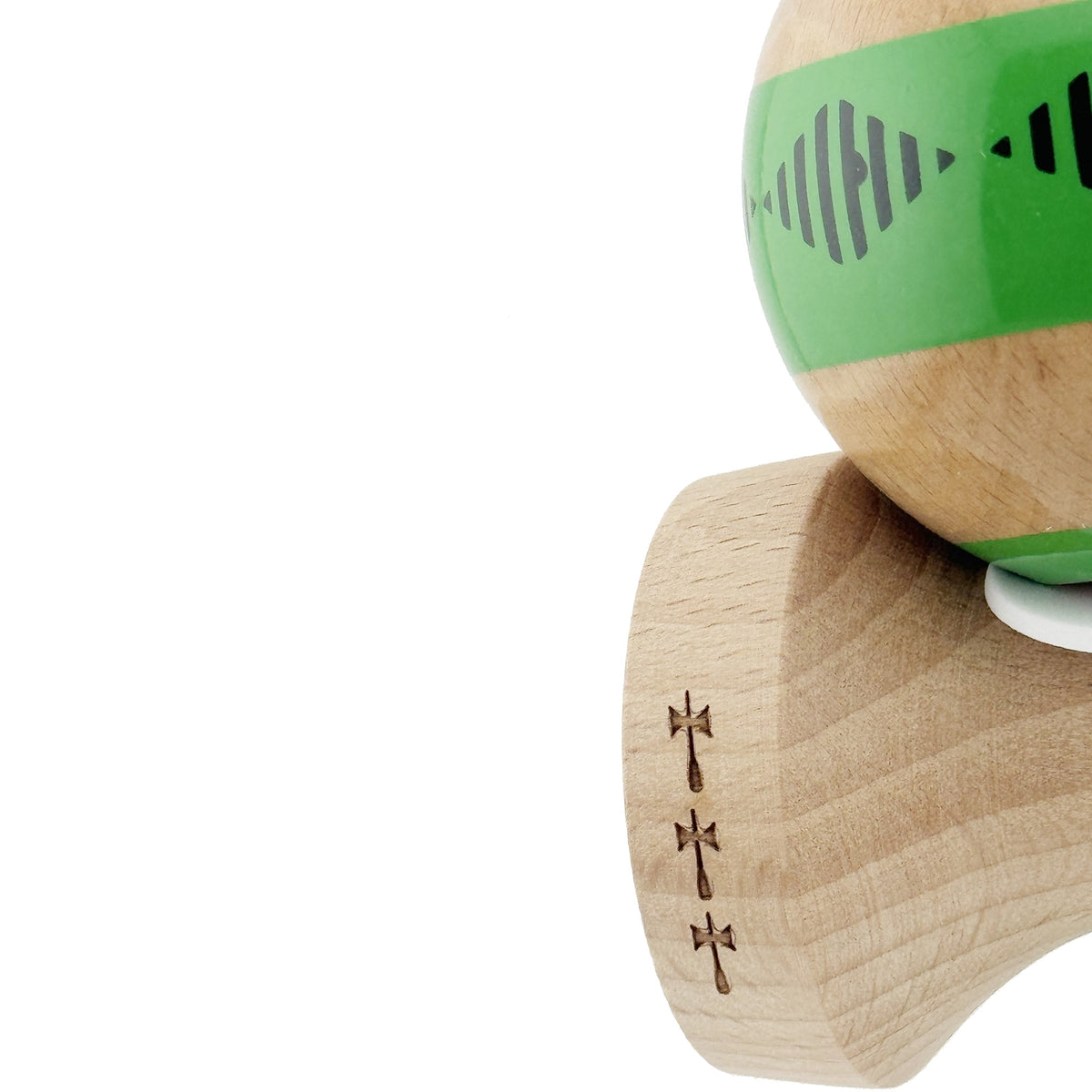 Kendama X Vibes Originala, Model V3 Verde, Profesionala, Cupe Mari King Size, Super Sticky, Gaura in Baza, Rulment, Ata 55cm