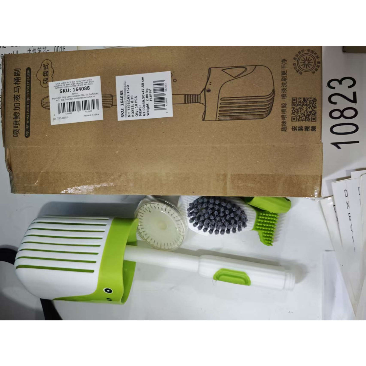Perie de Toaleta cu Rezervor Detergent, Suport de Perete fara Gaurire, 2 Tipuri de Perii TPR si PET, Model Balena, Verde, 41 cm