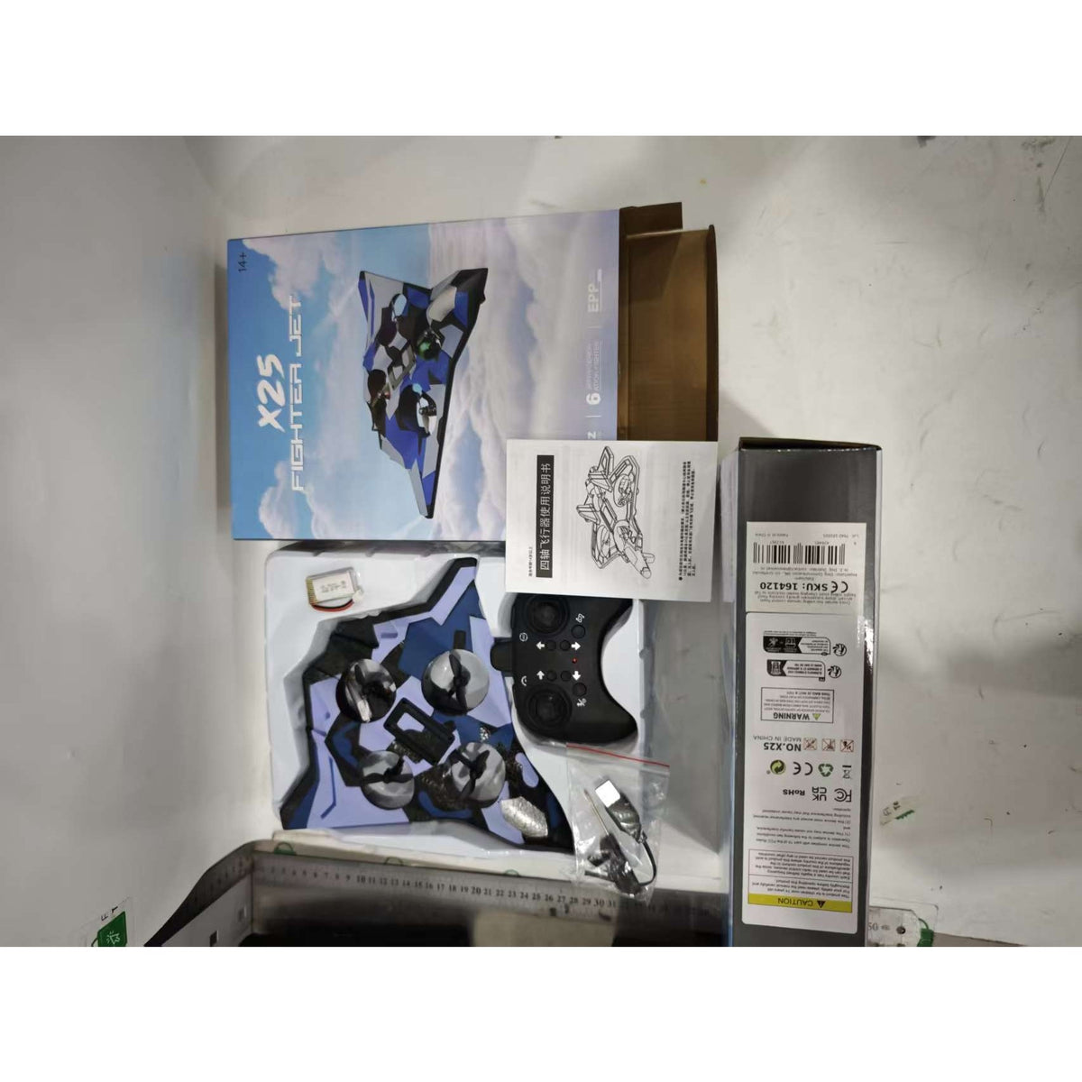 Avion de Lupta cu Telecomanda, Tip Drona, Rotire 360 Grade si Giroscop pe 6 Axe, Spuma EVA Rezistenta la Impact, Incarcare USB, Distanta 100 m, Lumini LED, Model Army, 24 x 25.5 cm, Albastru