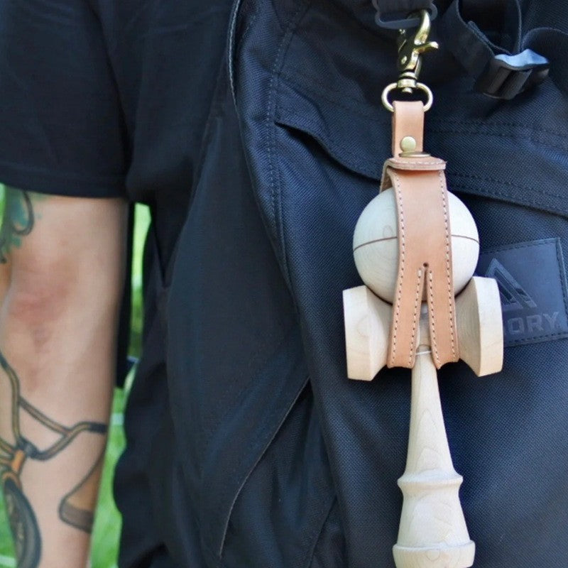 Husa pentru Kendama, Suport Depozitare cu Catarama pentru Transport, Piele Ecologica, Model Breloc, 19.5 x 2.5 cm, Apricot