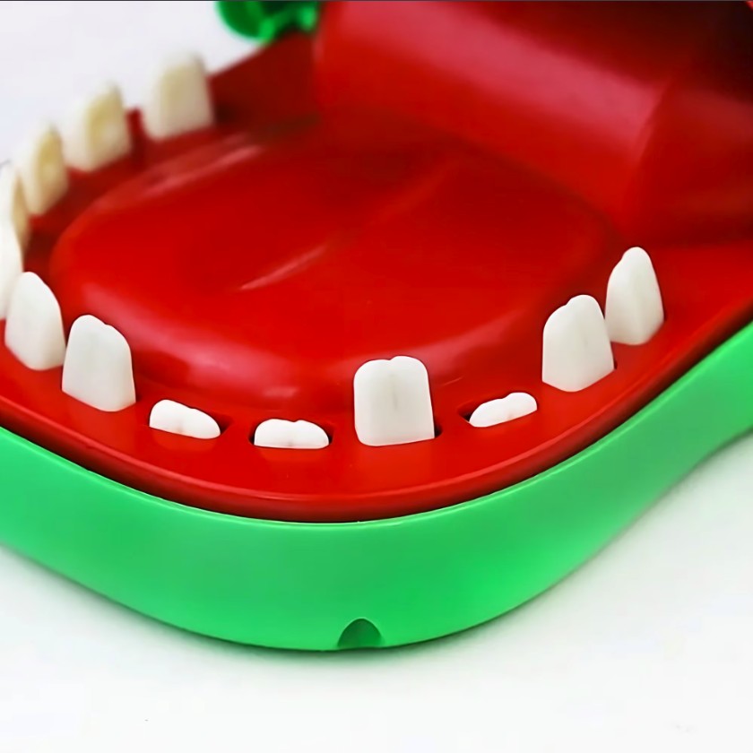 Jucarie Interactiva Crocodil Dentist, Joc de Grup si Familie pentru Indemanare, Plastic, 11 Dinti, 15 x 10 x 7.5 cm, Verde