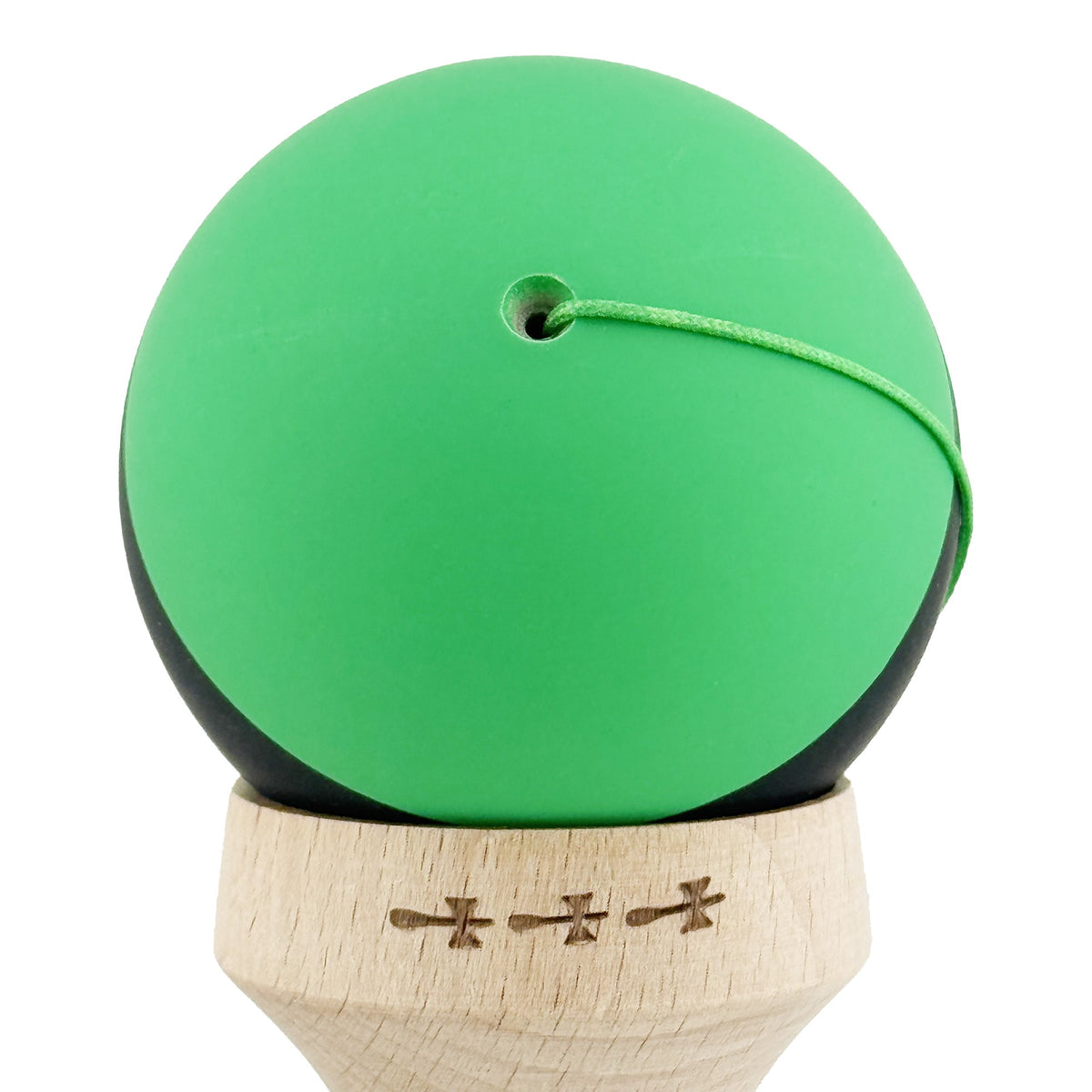 Kendama X Originala, Model V3 Verde / Negru / Verde, Profesionala, Cupe Mari King Size, Rubber Grip, Gaura in Baza, Rulment, Ata 62cm