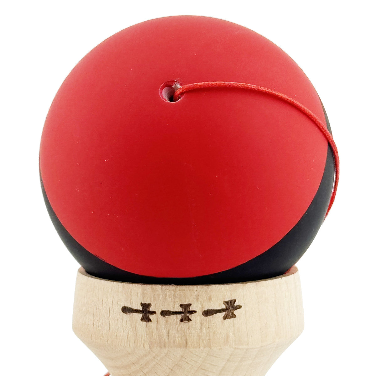 Kendama X Originala, Model V3 Rosu / Negru, Profesionala, Cupe Mari King Size, Rubber Grip, Gaura in Baza, Rulment, Ata 62cm