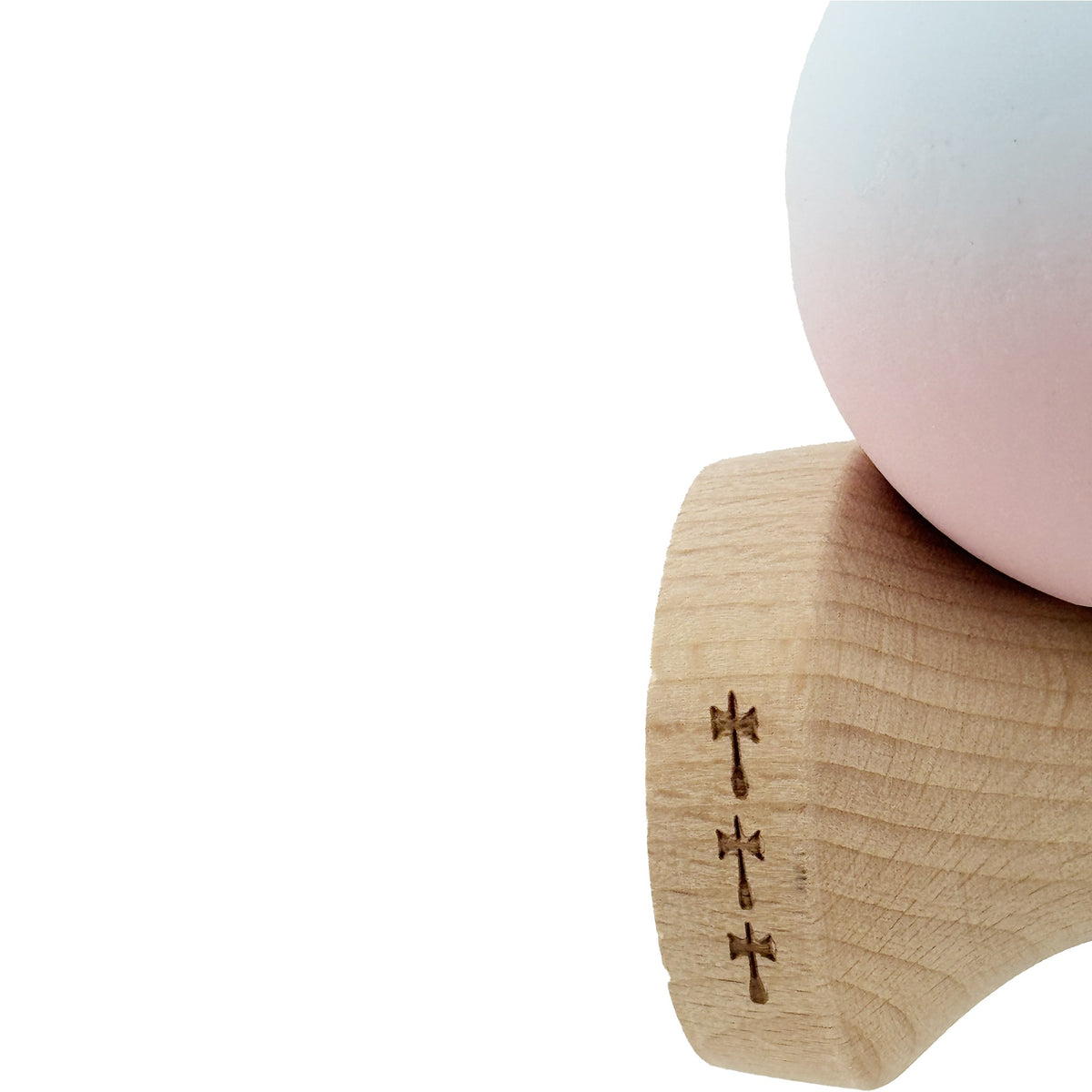 Kendama X Originala, Model V3 Albastru Deschis / Roz in Degrade, Profesionala, Cupe Mari King Size, Rubber Grip, Gaura in Baza, Rulment, Ata 55cm