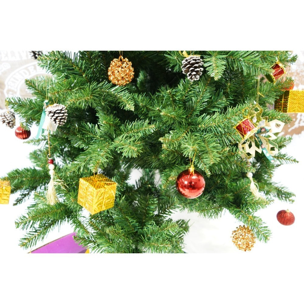 Brad Artificial de Craciun Nins, Decorat cu Conuri de Pin, Aspect Natural cu 630 Ramuri, Suport Metalic Inclus, Interior si Exterior, Inaltime 210 cm, Diametru 131 cm, Alb si Verde