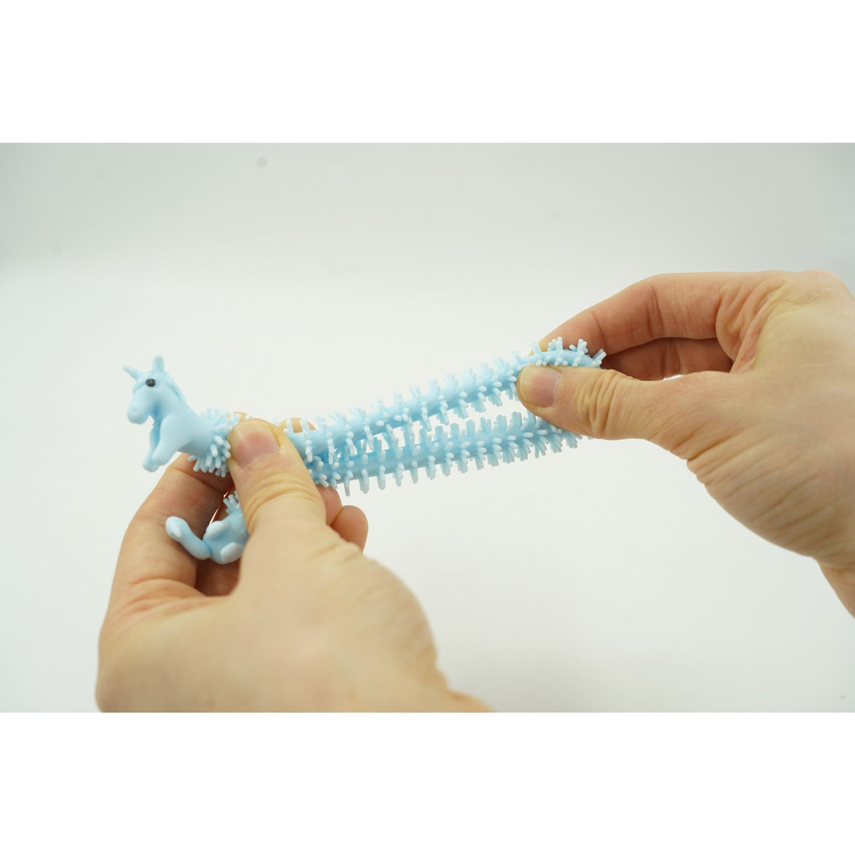 Jucarie Senzoriala Antistres, Unicorn Noodles Superelastica, Fidget Toy, Albastru