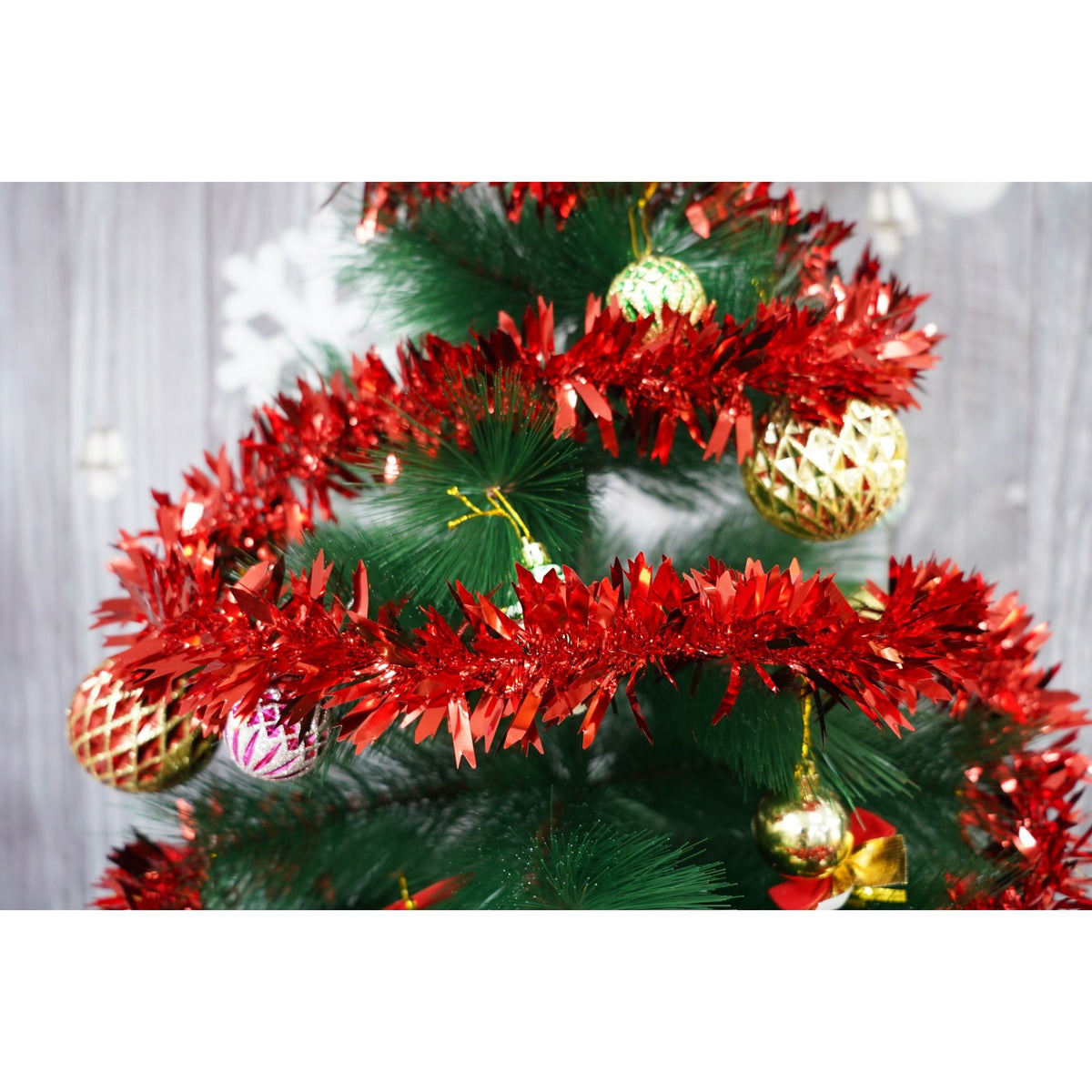 Beteală Crăciun Pufoasă, Decoratiune Brad Interior și Exterior, Folie PVC, Roșu, 2 m x 6.5 cm