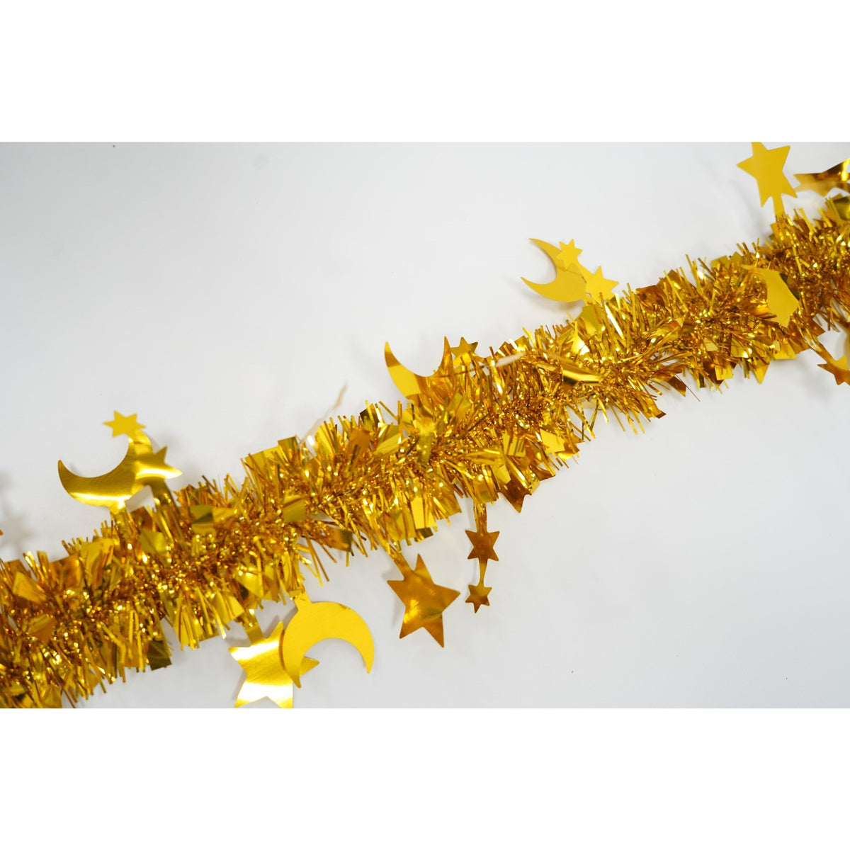 Beteala Craciun Ghirolda, Model Dens Fir Lung, Folie PVC Flexibila, Interior si Exterior, Auriu, 2 m x 9 cm x 5 cm
