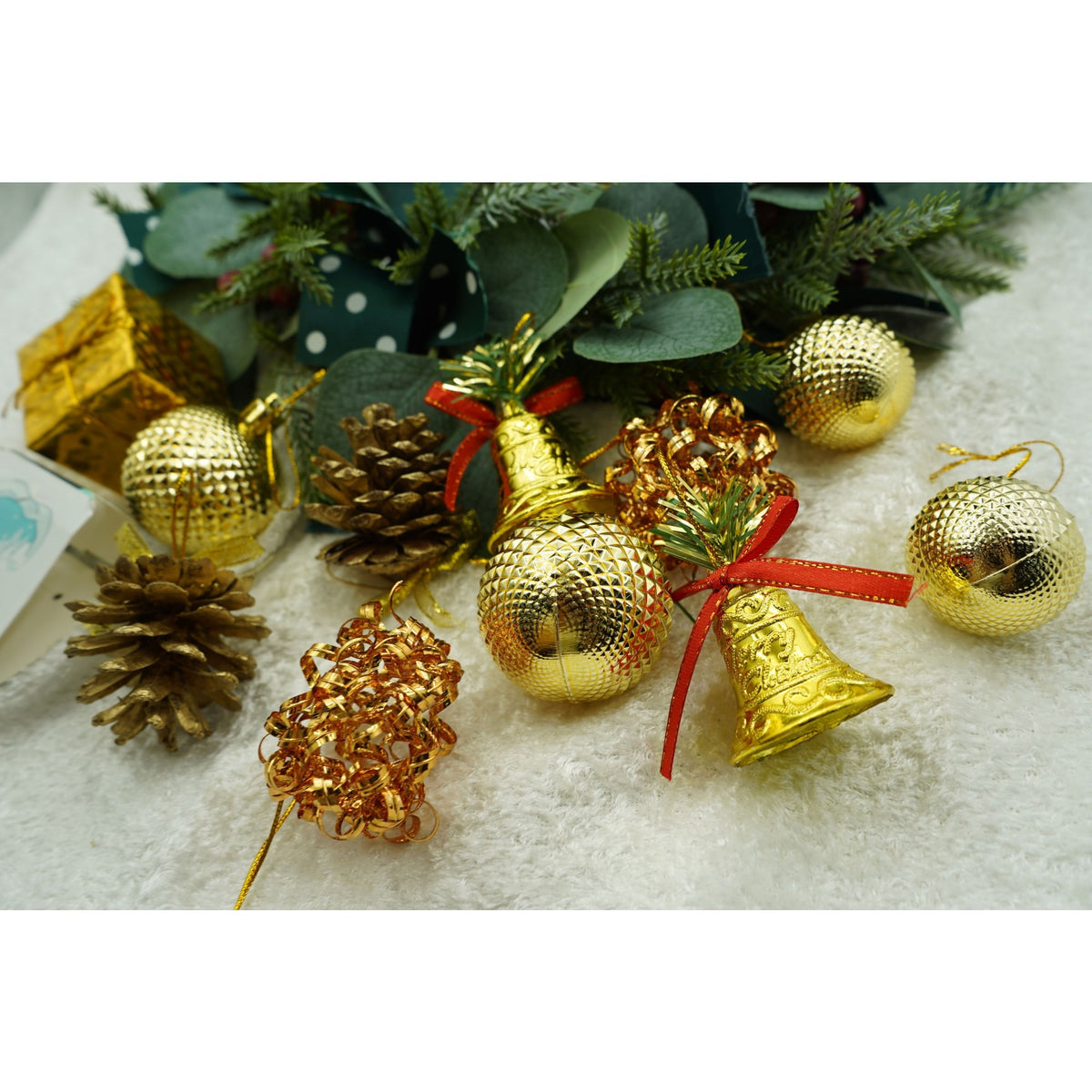 Set 24 Globuri de Craciun pentru Brad, Ornamente din Polistiren cu Sclipici, Multicolor, 29 x 19 x 5 cm