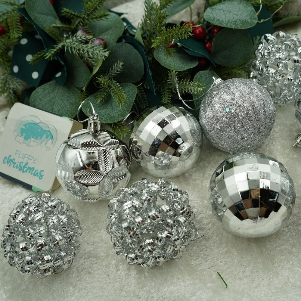 Set 12 Ornamente Globuri de Craciun, Decoratiuni pentru Brad cu Finisaj Sclipitor, Material Plastic, Diametru 6 cm, Argintiu