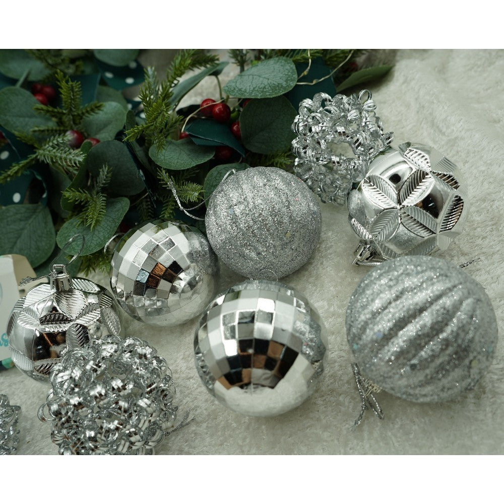 Set 12 Ornamente Globuri de Craciun, Decoratiuni pentru Brad cu Finisaj Sclipitor, Material Plastic, Diametru 6 cm, Argintiu