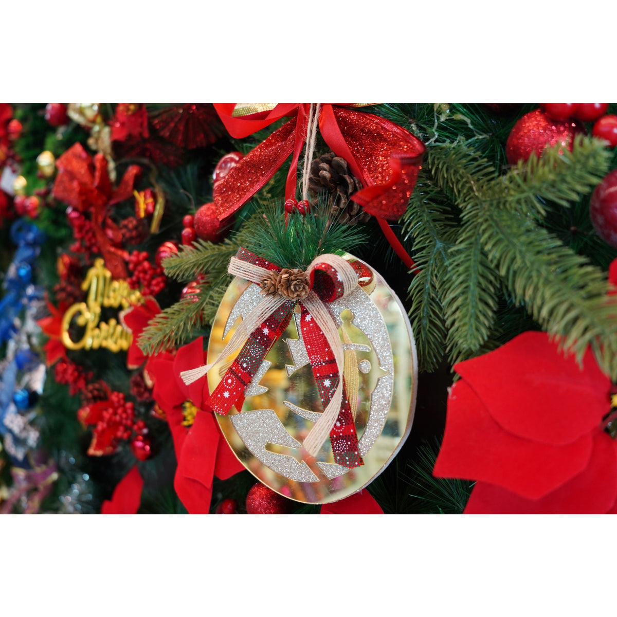 Ornament Brad Pasare, Figurina Decorativa cu Finisaj Lucios, Acril, Auriu, 17 x 17 cm