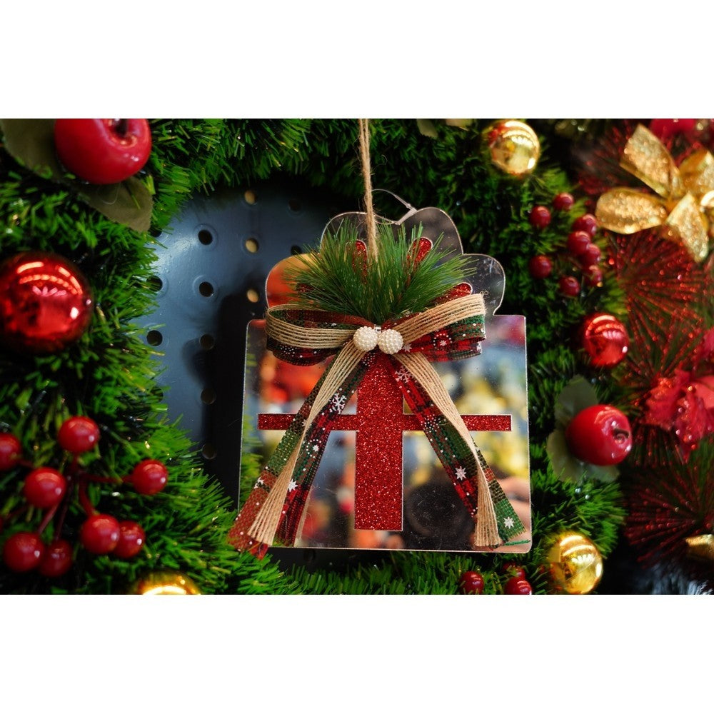 Ornament Brad Crăciun, Formă Stea, Finisaj Argintiu Lucios, Acril Rezistent, Utilizare Interior și Exterior, 14 x 15 cm