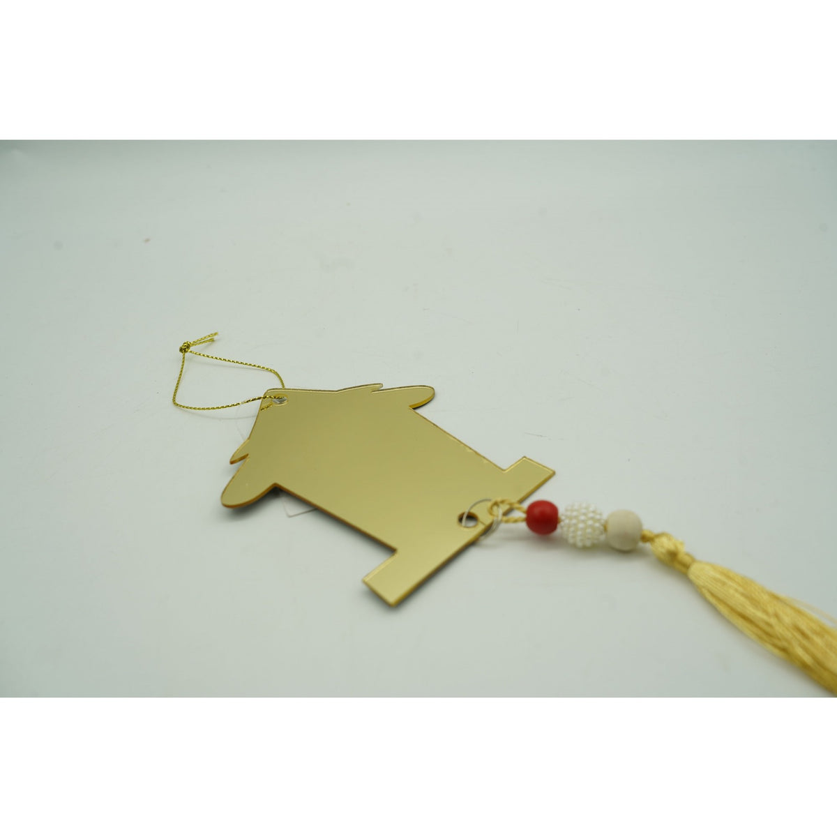 Ornament Crăciun în Formă de Brad, Decorațiune Suspendată, Finisaj Auriu Lucios, Acril Rezistent, Interior și Exterior, 8 x 25 cm