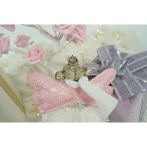 Decoratiune Ingeras de Craciun, Ornament Figurina pentru Brad sau Geam, Aripi Roz si Rochie Alba, Material Textil Moale, Inaltime 26 cm