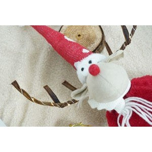 Decoratiune de Craciun Ren cu Coarne Luminoase, Figurina Textila Stil Mos Craciun, Material Moale, Rosu si Alb, 55 cm