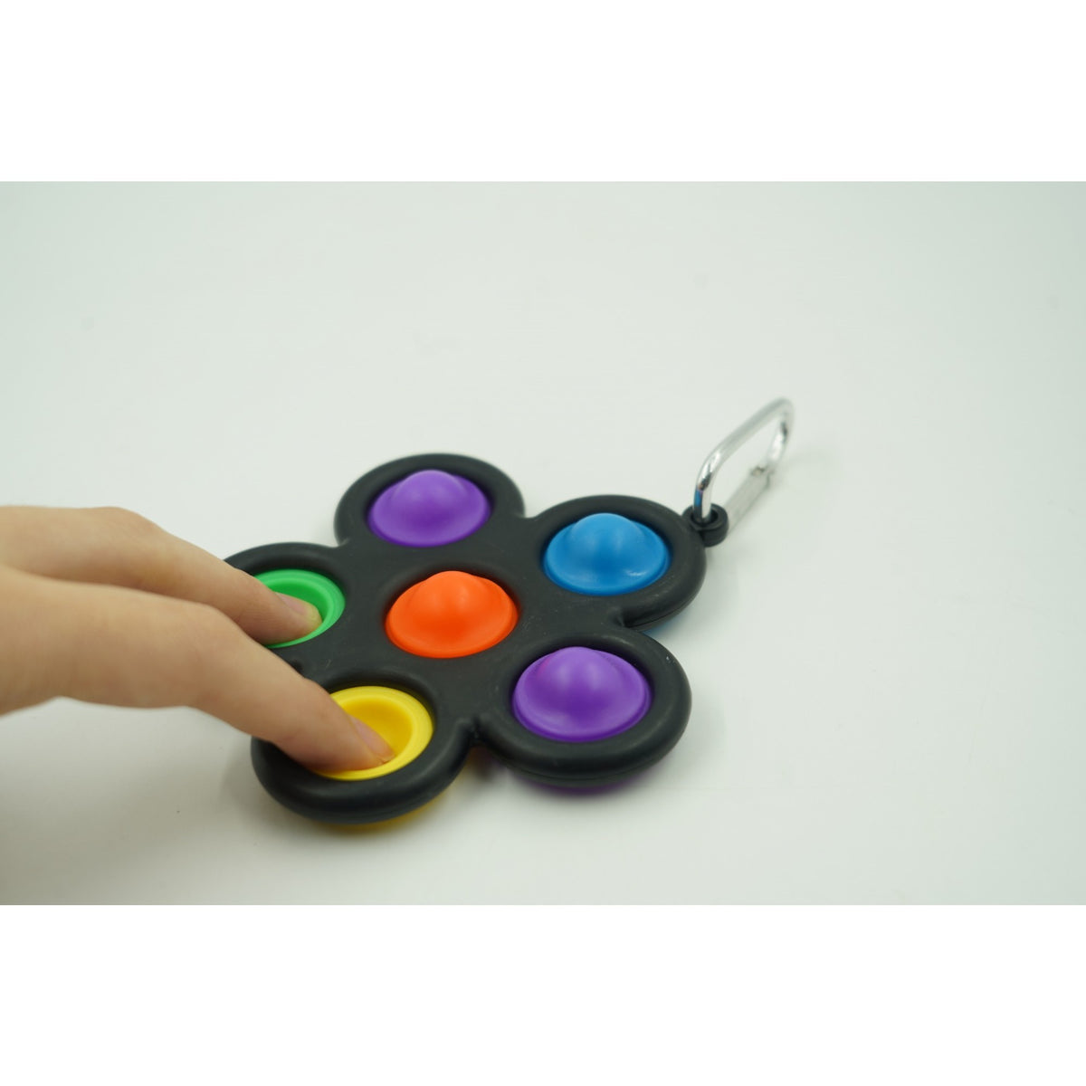Breloc Antistres Pop It Push Pop, Jucarie Fidget Bubble, Forma Floare, Silicon, Multicolor/Negru