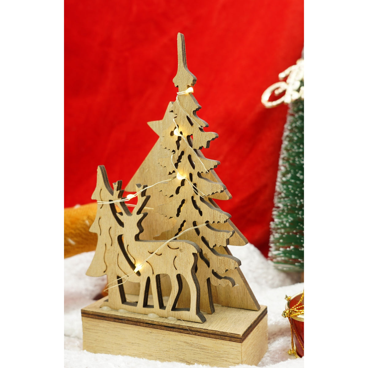 Decoratiune Luminoasa de Craciun, Peisaj de Iarna cu LED, Lemn Natural, Interior si Exterior, Maro, 19 x 11 x 5 cm