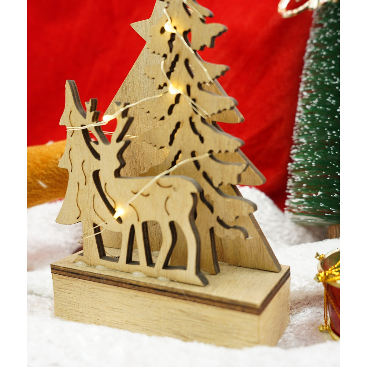 Decoratiune Luminoasa de Craciun, Peisaj de Iarna cu LED, Lemn Natural, Interior si Exterior, Maro, 19 x 11 x 5 cm
