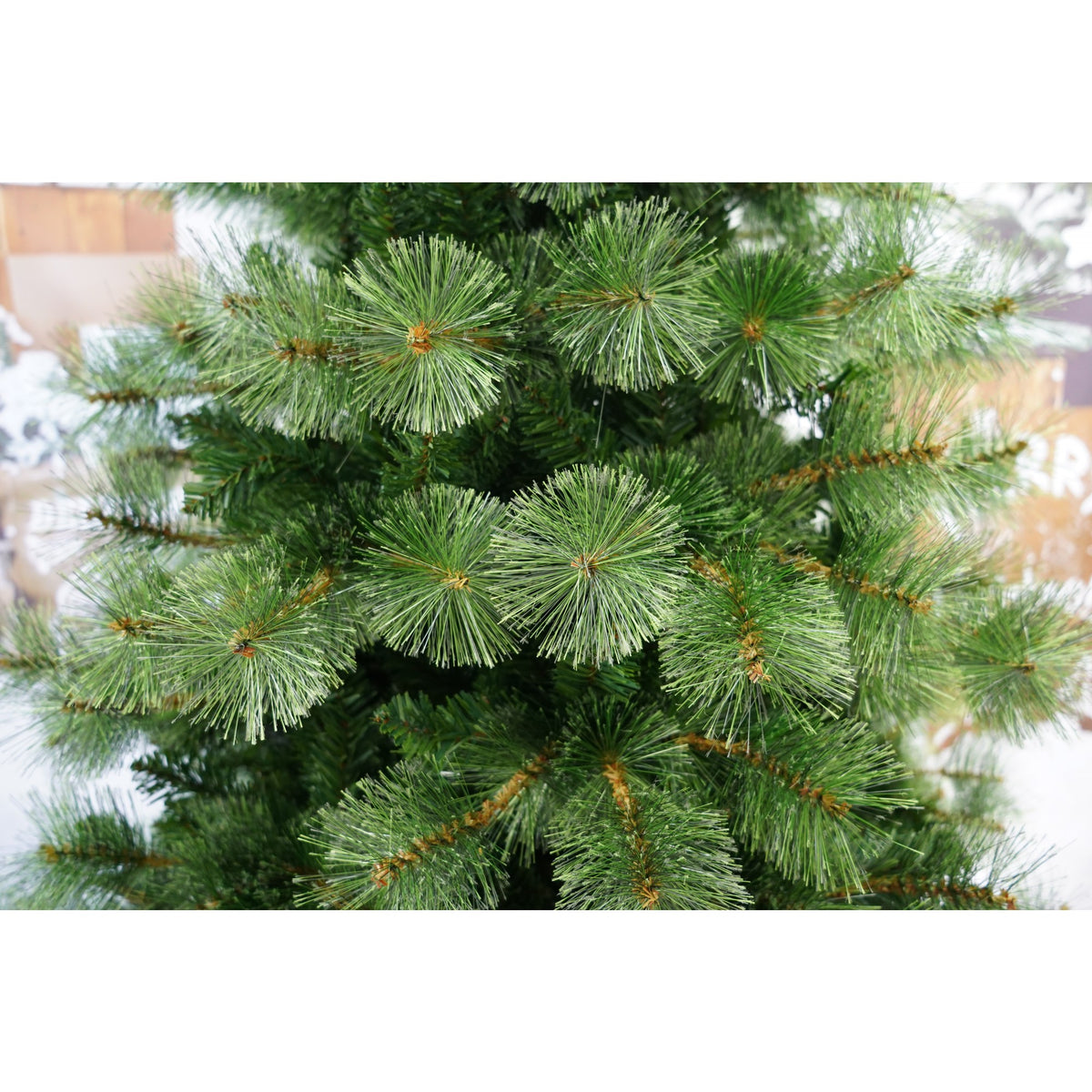 Brad Artificial de Craciun Tip Pin, Model Bogat Premium cu Aspect Natural, 1420 Ramuri Flexibile, Suport Metalic Inclus, Inaltime 240 cm, Verde
