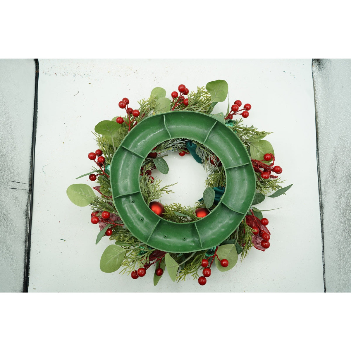 Coroniță de Crăciun pentru Ușă, Brad Artificial Decorat, Rezistentă la Intemperii, Interior și Exterior, PVC, Verde și Roșu, 40 cm