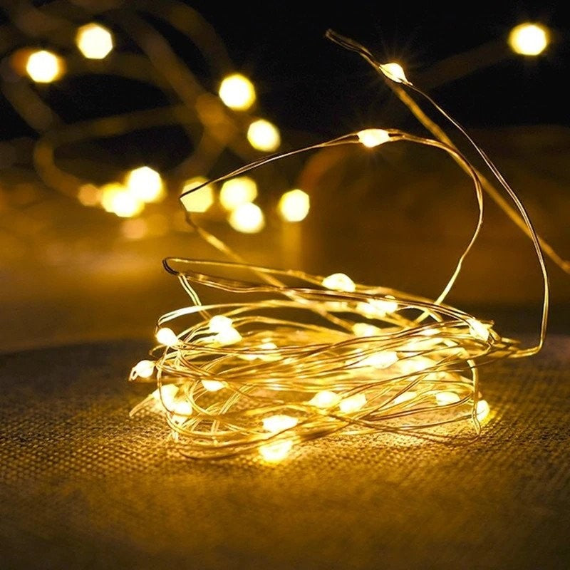 Instalatie De Craciun Tip Liniar Cu Baterii, 2 Functii Iluminat, Fir Flexibil Din Cupru, 3 m, 30 LED-uri, Alb Cald