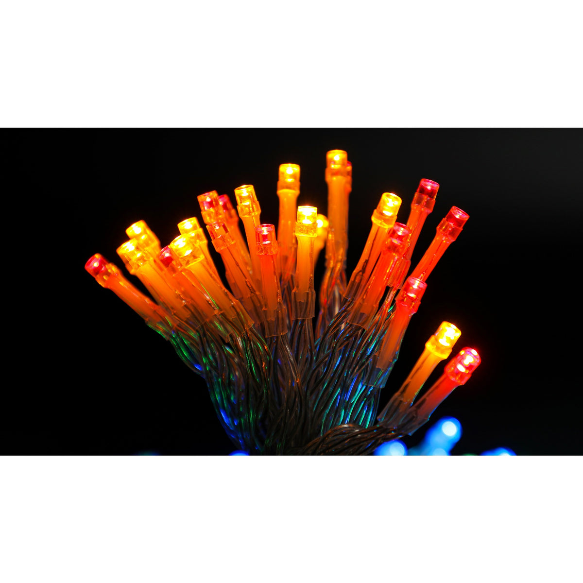Instalatie de Craciun Tip Liniar, 50 LED-uri, 2 Moduri de Iluminare, Functionare pe Baterii, Fir Transparent, 5 m, Multicolor