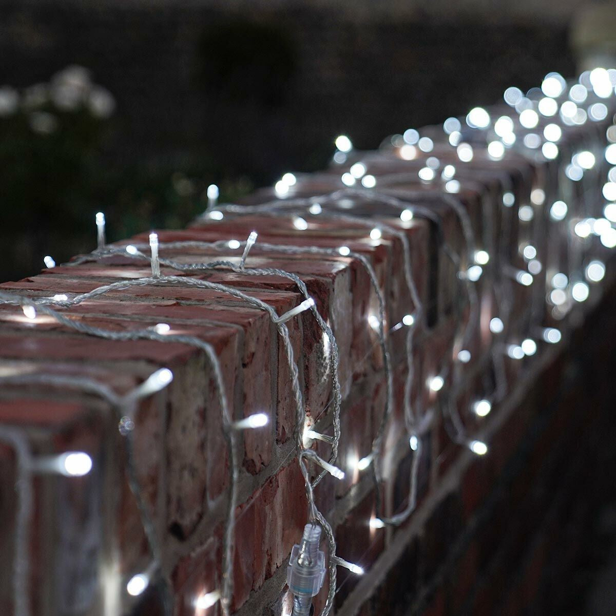 Instalatie de Craciun Tip Liniar, 30 LED-uri, 2 Moduri de Iluminare, Alimentare cu Baterii, Fir Transparent, 3 m, Alb Rece