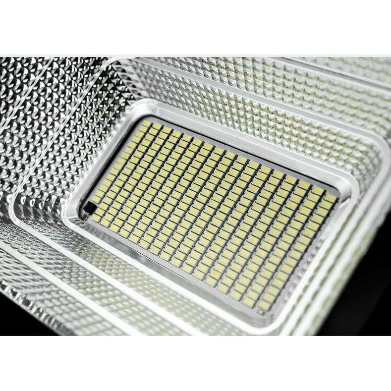 Lampa Solara Stradala 30W, 100 LED, Panou Solar Policristalin, Autonomie 16 Ore, Carcasa Plastic, Brat de Montare Inclus, Lumina Alb Rece