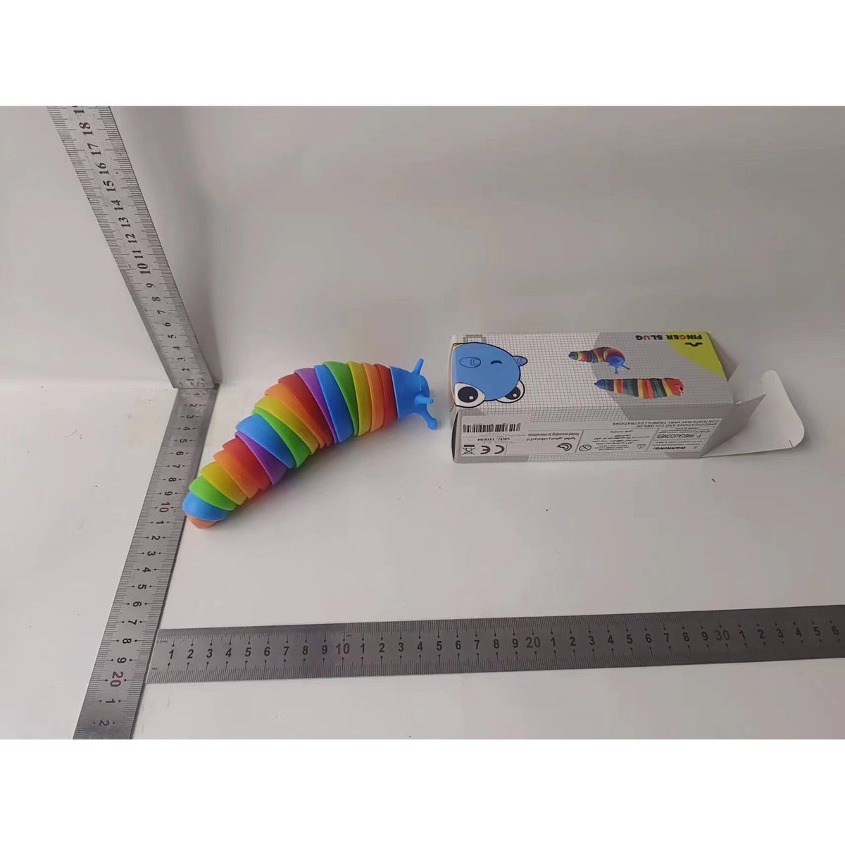 Jucarie Senzoriala Melc, Interactiva Antistres Cu Articulatii Si Lumini, Plastic, 19 cm, Multicolor