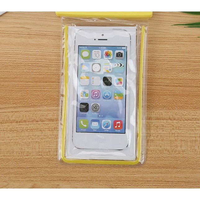 Husa Subacvatica Universala, Protectie Waterproof IPX8 si Snowproof, Margin Fosforescente, PVC Transparent, Ecran pana la 6.9 inch, Snur Inclus, Galben