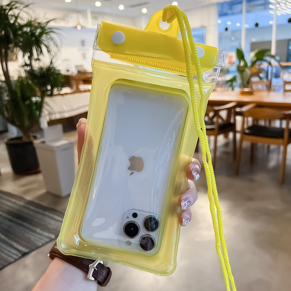 Husa Subacvatica Waterproof, Etansare IPX8 pana la 20m, Protectie Zapada si Praf, Compatibila Touch Screen, Material PVC cu Snur de Gat, Universala pana la 6.9 inch, Galben