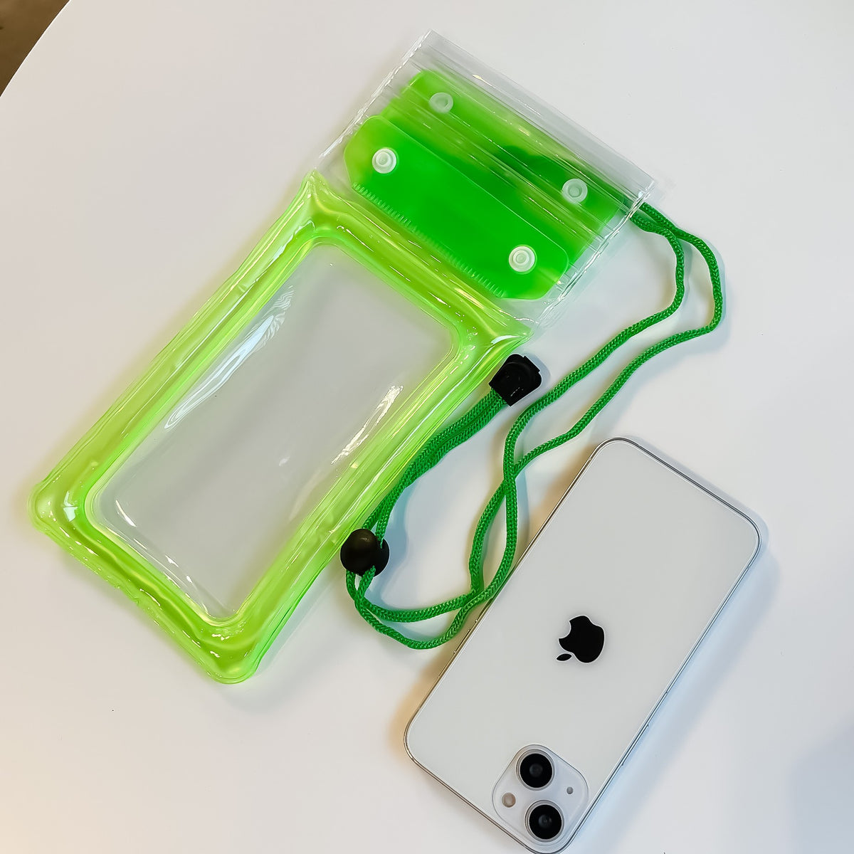 Husa Subacvatica Universala Impermeabila, Protectie IPX8 Telefon si Documente, Inchidere Etansa cu Snur inclus, Pana la 6.9 Inch, Verde