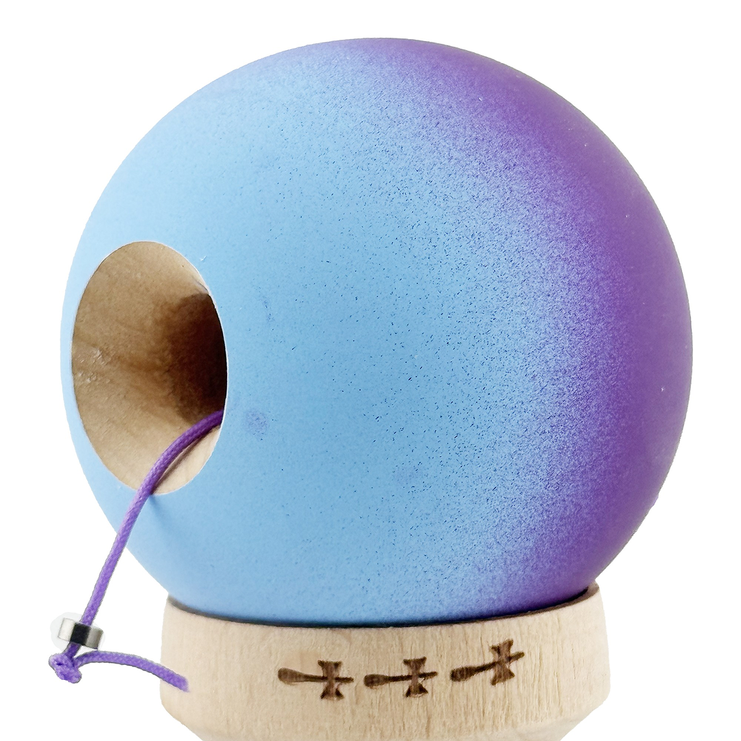 Kendama X Originala, Model Violet / Albastru in Degrade, Profesionala, Cupe Mari, Rubber Grip, Rulment, Ata 55cm
