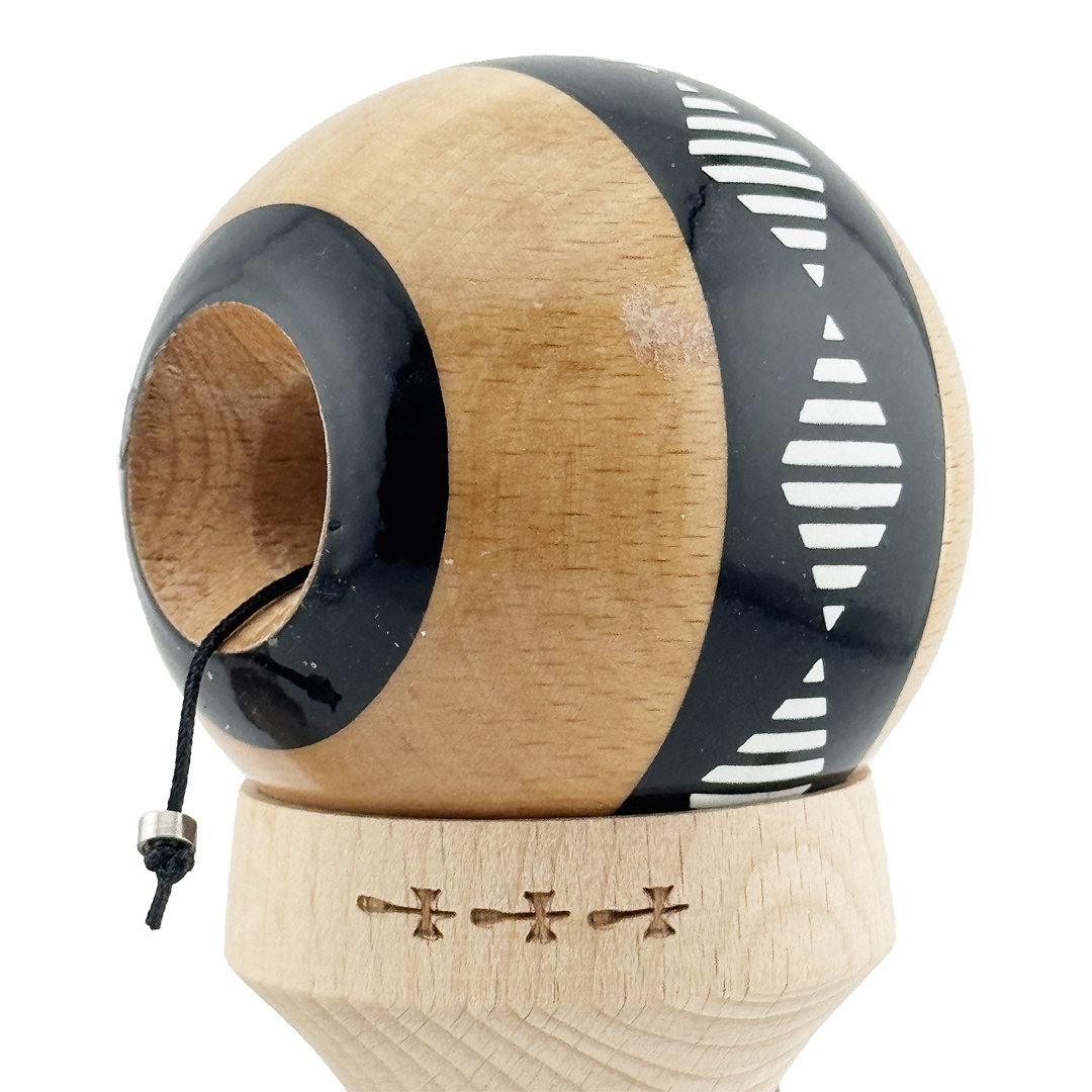 Kendama X Vibes Originala, Model V3 Negru, Profesionala, Cupe Mari King Size, Super Sticky, Gaura in Baza, Rulment, Ata 55cm