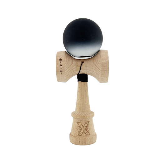 Kendama X Originala, Model V3 Negru / Alb in Degrade, Profesionala, Cupe Mari King Size, Rubber Grip, Gaura in Baza, Rulment, Ata 55cm