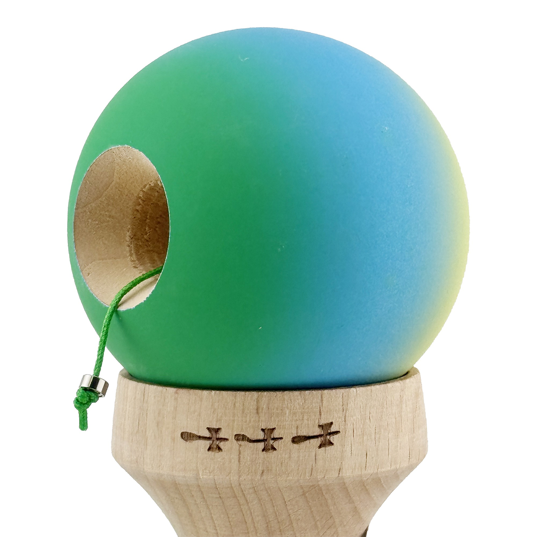 Kendama X Originala, Model V3 Galben / Albastru / Verde in Degrade, Profesionala, Cupe Mari King Size, Rubber Grip, Gaura in Baza, Rulment, Ata 55cm