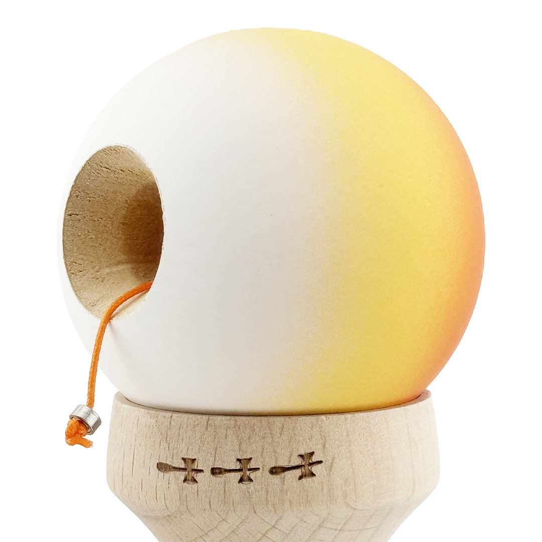 Kendama X Originala, Model V3 Portocaliu / Galben / Alb in Degrade, Profesionala, Cupe Mari King Size, Rubber Grip, Gaura in Baza, Rulment, Ata 55cm