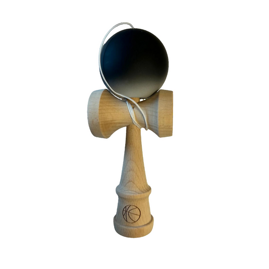 Kendama X Berbis – Jucarie Interactiva din Lemn, 18 cm, Joc de Indemanare pentru Copii si Adulti, Model Alb-Negru in Degrade