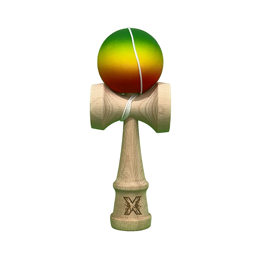 Kendama X Berbis – Jucarie Interactiva din Lemn, 18 cm, Joc de Indemanare pentru Copii si Adulti, Model Verde-Galben-Rosu in Degrade