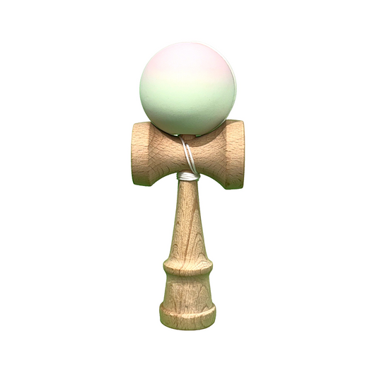 Kendama X Berbis – Jucarie Interactiva din Lemn, 18 cm, Joc de Indemanare pentru Copii si Adulti, Model Roz-Verde in Degrade