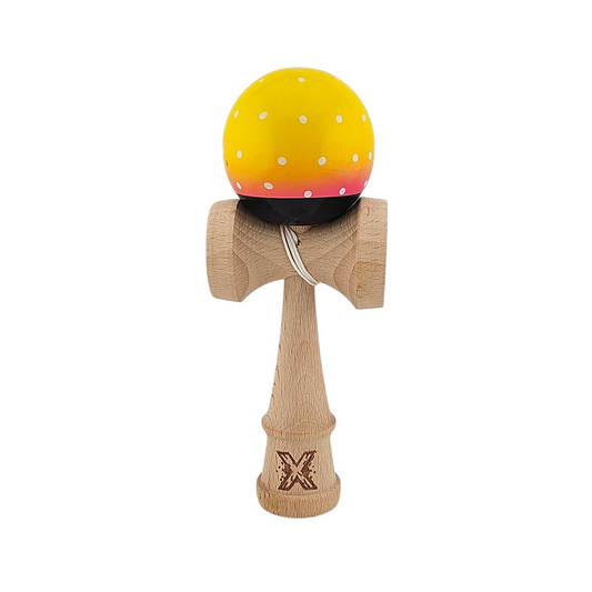 Kendama X Originala Super Sticky Berbis – Jucarie Interactiva din Lemn, 18 cm, Joc de Indemanare pentru Copii si Adulti, Multicolor Galben-Roz-Negru Cu Model