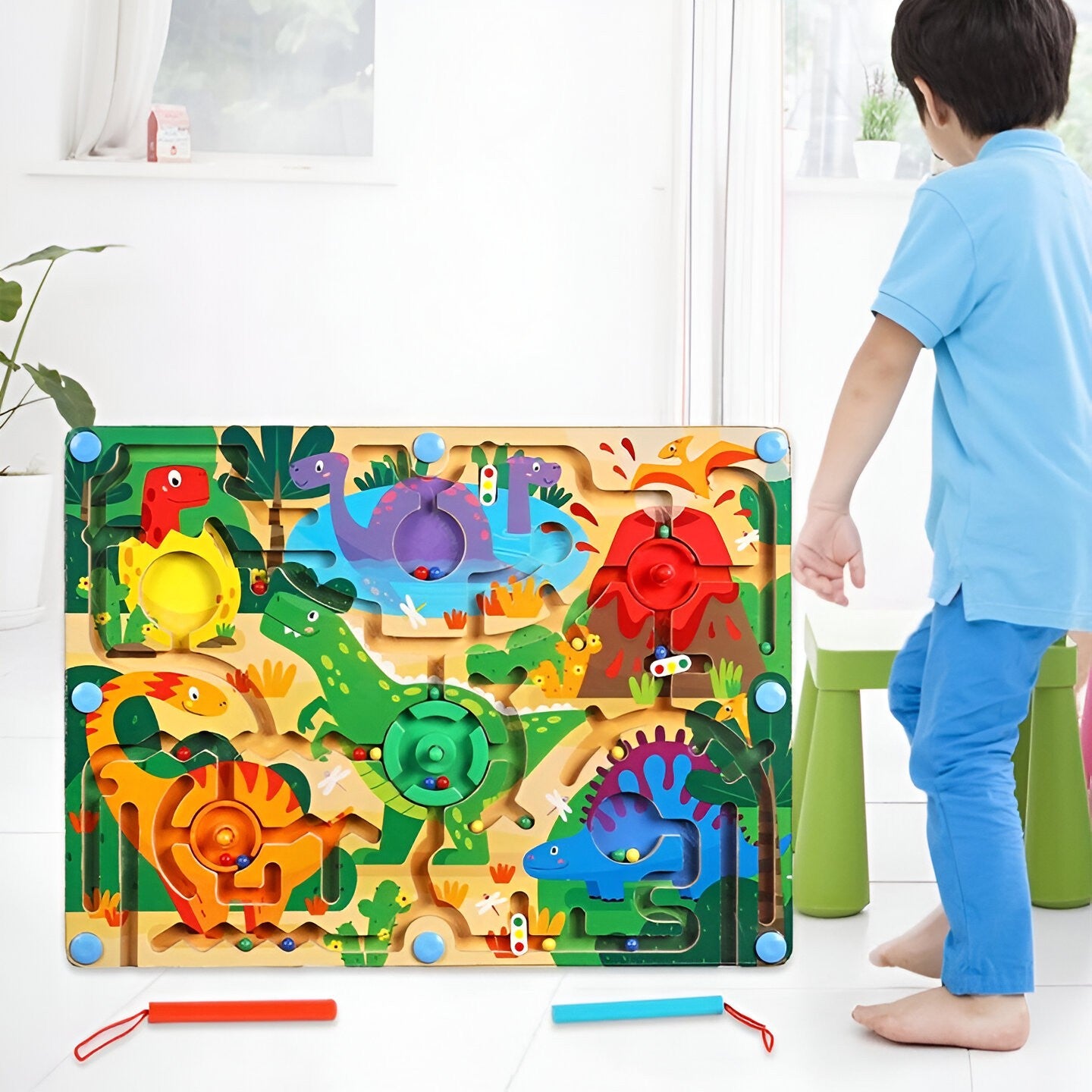 Joc de Sortare Culori din Lemn Montessori, Berbis, Model Dinozauri, Creion Magnetic, Tip Labirint Ilustrat, 39x29x1.5 cm