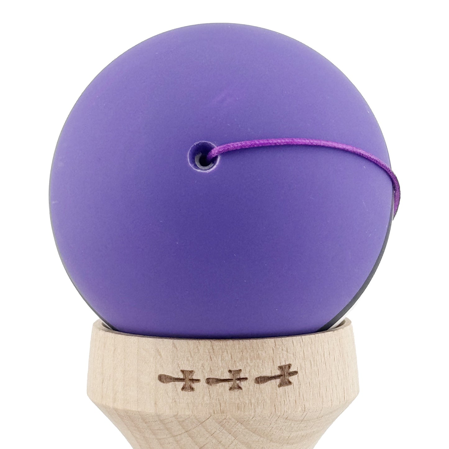 Kendama X Originala, Model V3 Mov / Negru / Alb, Profesionala, Cupe Mari King Size, Rubber Grip, Gaura in Baza, Rulment, Ata 62cm