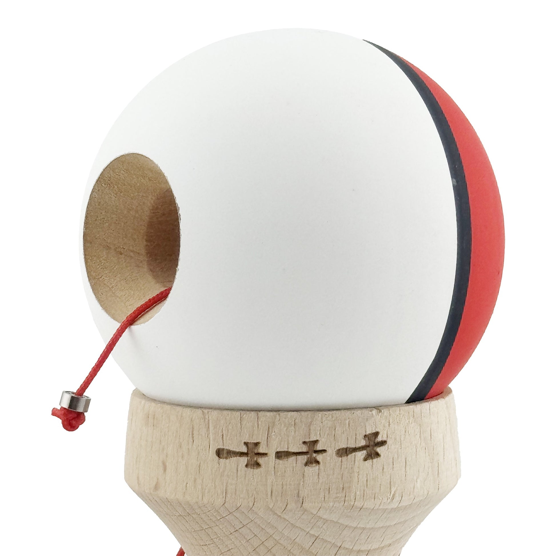 Kendama X Originala, Model V3 Rosu / Negru / Alb, Profesionala, Cupe Mari King Size, Rubber Grip, Gaura in Baza, Rulment, Ata 62cm