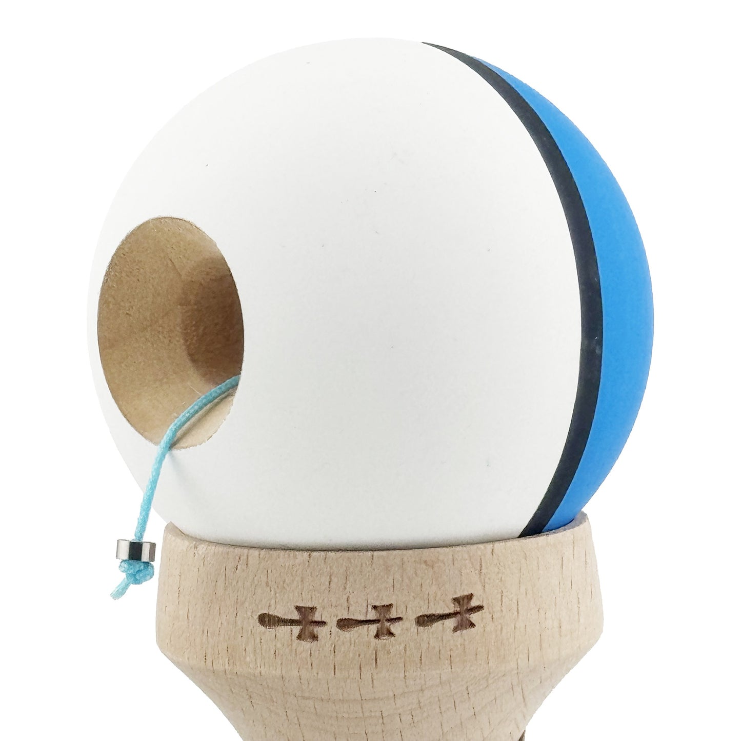 Kendama X Originala, Model V3 Albastru / Negru / Alb, Profesionala, Cupe Mari King Size, Rubber Grip, Gaura in Baza, Rulment, Ata 62cm
