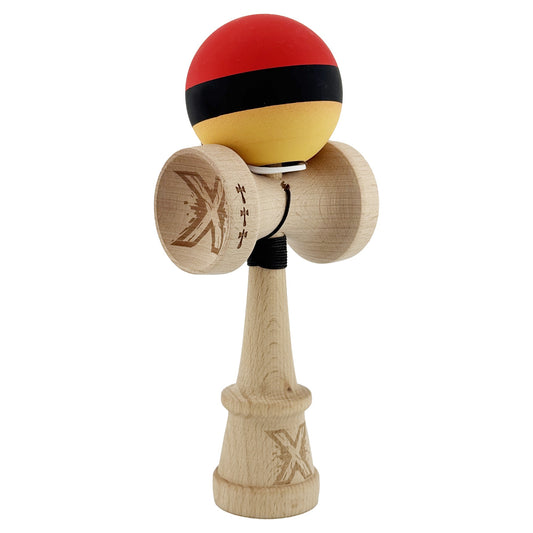 Kendama X Originala, Model V3 Rosu / Negru / Galben, Profesionala, Cupe Mari King Size, Rubber Grip, Gaura in Baza, Rulment, Ata 62cm